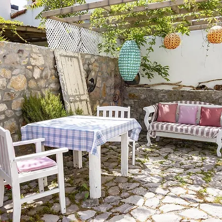Pensjonat Sakin Ada Evi Bozcaada Adult Only *